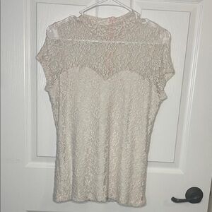 VENUS Cream Lace Cap-Sleeve Blouse
